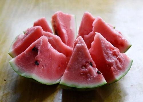 本地吃瓜視頻,揭秘街頭巷尾的熱辣趣聞